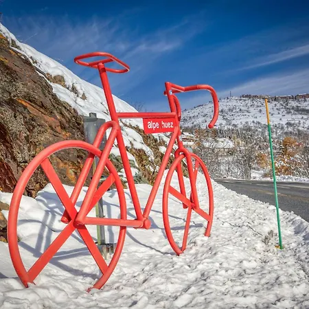 L'ours Brun - Au Pied Des Pistes Avec Un Parking Huez